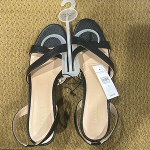 Ann Taylor Factory Size 8 Sandals